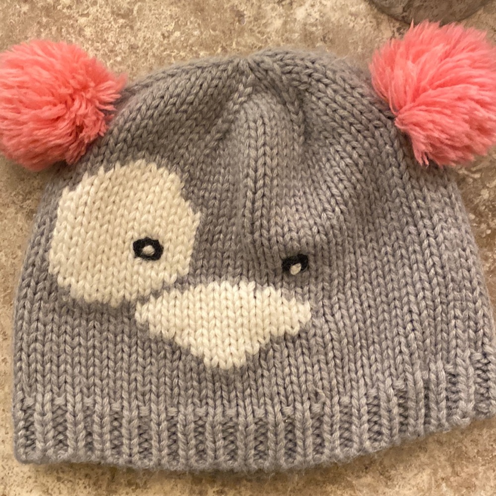 Toddler size knit snow beanie.